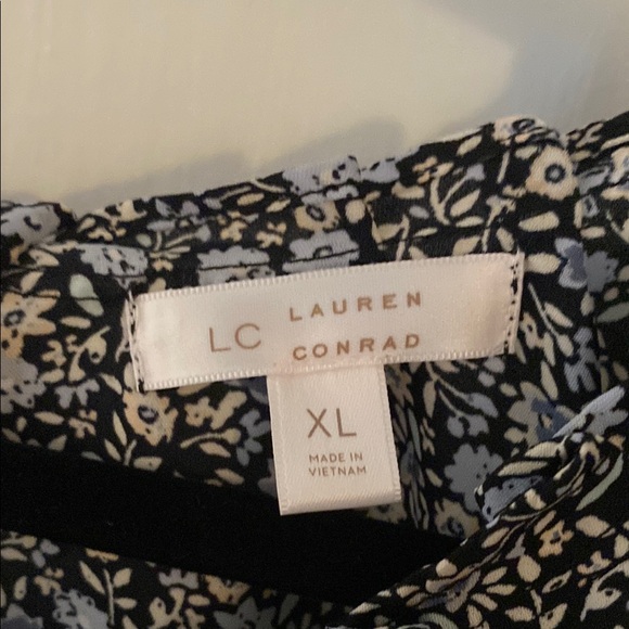 Floral Black, light Blue and White Women's Top - Picture 2 of 5